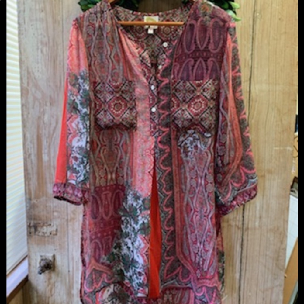 Gig and flower long sheer shirt